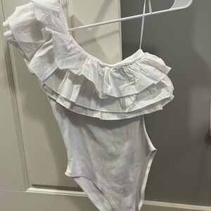 Zara White Ruffled Ribbed One-Shoulder Bodysuit
